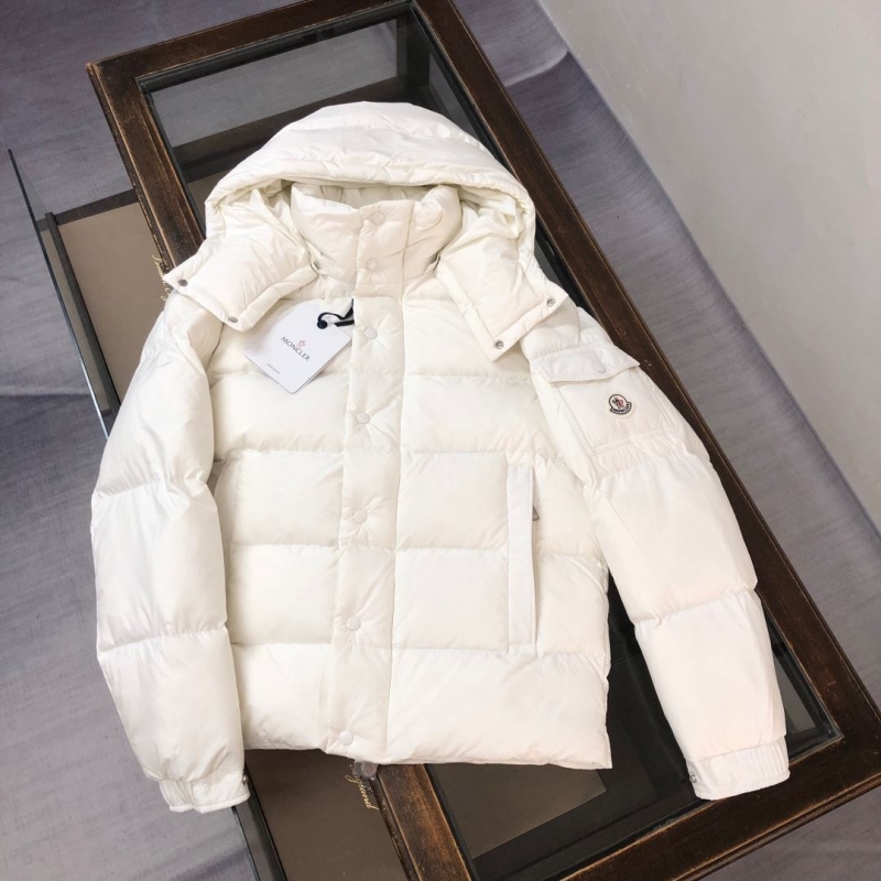 G*u*i down coat